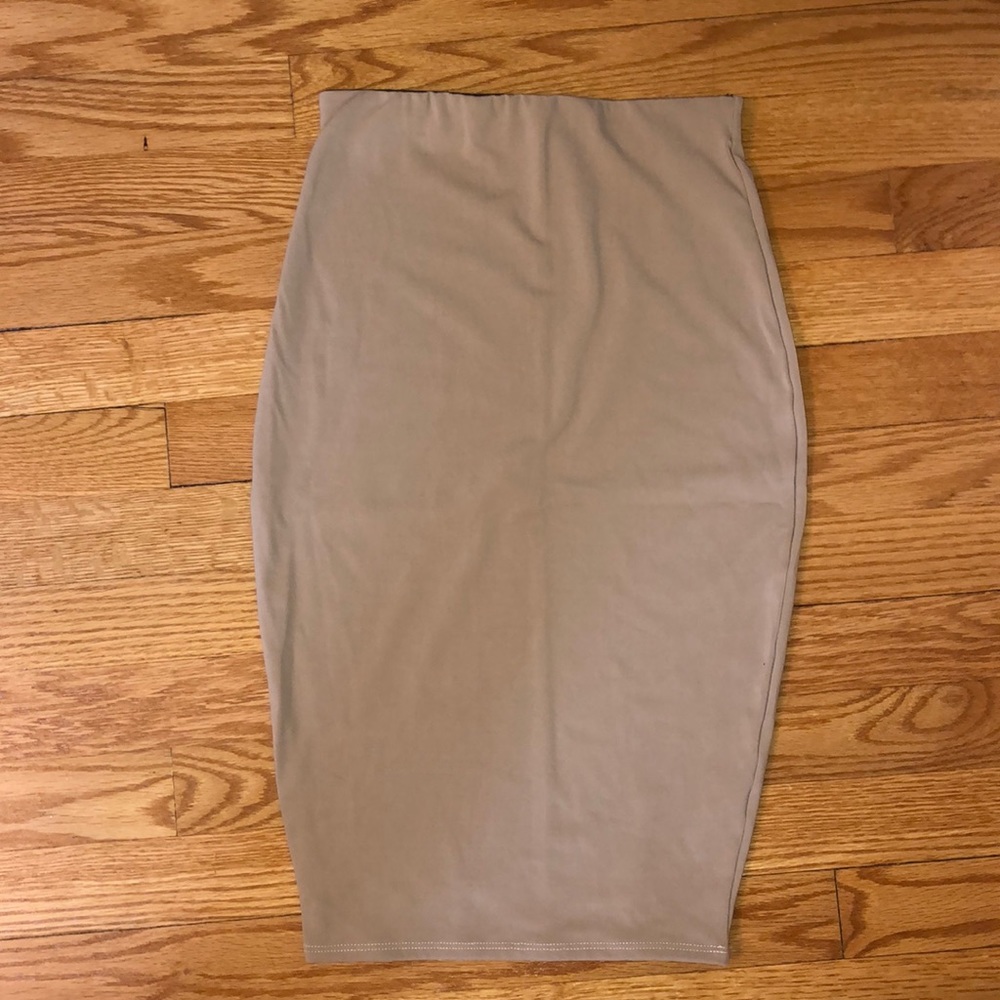 Donna Mizani top and pencil skirt!